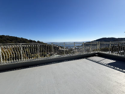 熱海市　西熱海町のバルコニー