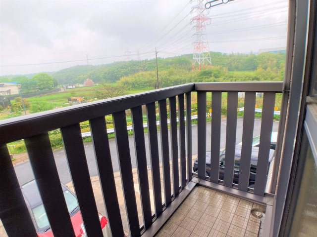 モントレのバルコニー|別部屋同一間取りのお写真となります。