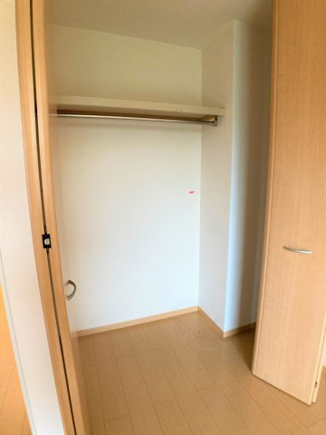 モントレの収納|別部屋同一間取りのお写真となります。