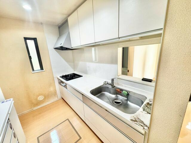 江戸川区中央２丁目戸建のキッチン