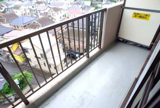 船橋市旭町６丁目の賃貸マンションのバルコニー