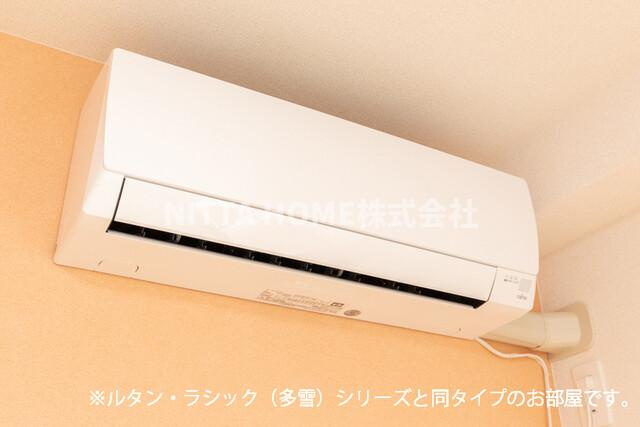 豊岡市塩津町のアパートの設備|【完成イメージ】エアコン設備付き◇