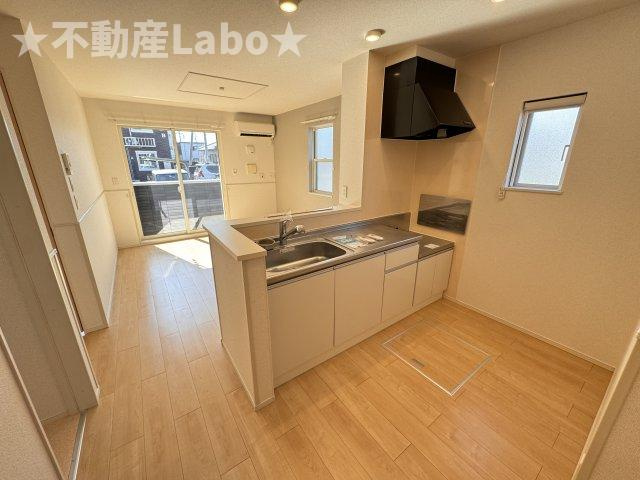 徳島市南沖洲３丁目のアパートのキッチン
