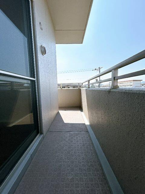 倉敷市幸町の中古マンションのバルコニー|【内装リフォーム済み】バルコ…