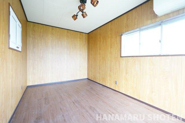 五井戸建ての洋室|お電話でのご予約がスムーズです！
