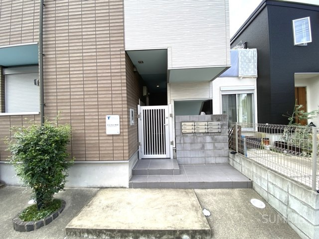 オリエンタルコート東大宮のエントランス|建物入り口☆彡