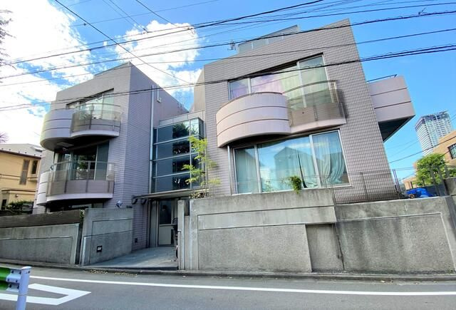プレイヤー東山の外観