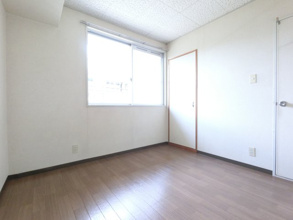 【寝室】 | ※仕様が異なる場合が御座います