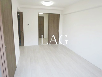 【居間・リビング】 | フュージョナル墨田 | 洋室のお部屋です。