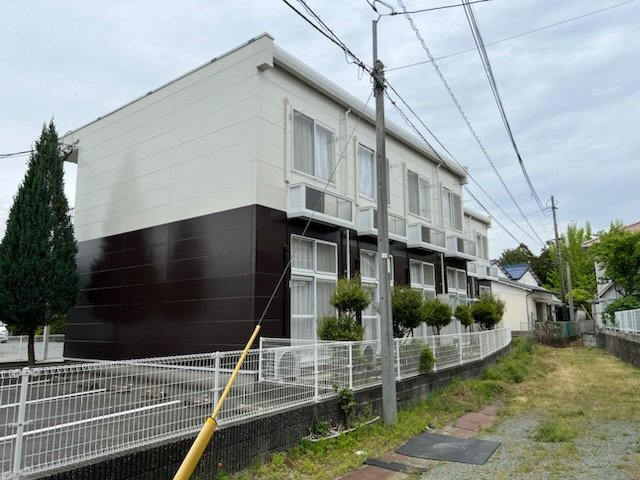 レオパレス東櫛原の外観