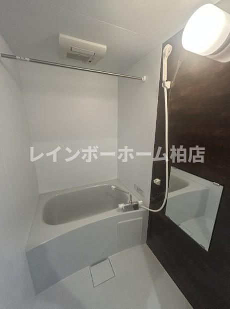 特典：仲介手数料が無料です!!の浴室|浴室暖房換気乾燥機があります