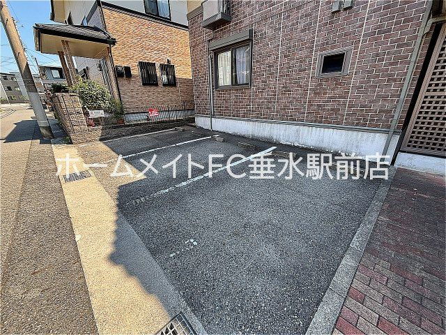 ローテローゼ自由が丘の庭