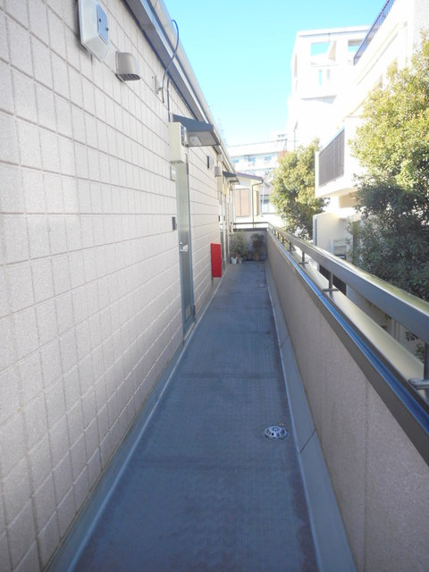 エステート上野毛のその他共用部分|２階通路