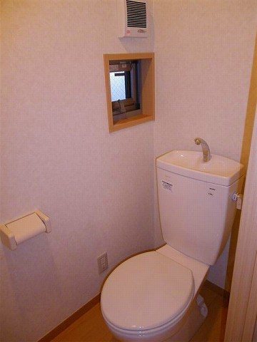 クレエ三鷹のトイレ|※同建物別号室