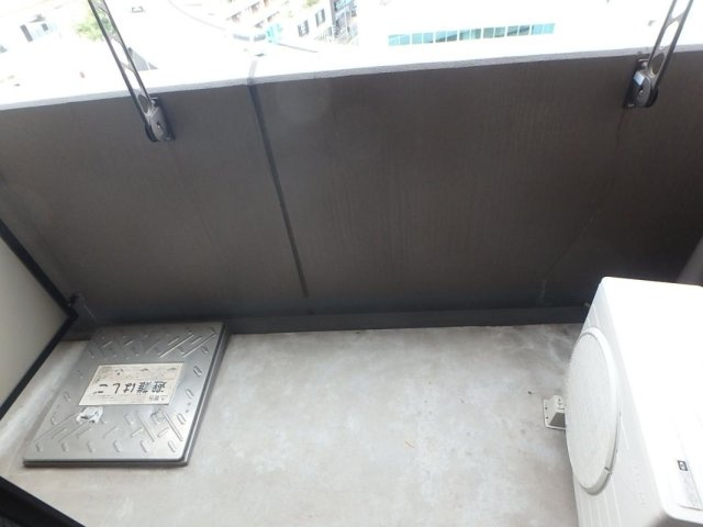 ＯＬＩＯ麻布十番のバルコニー