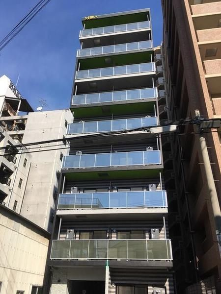 モダンアパートメント大阪ドーム前の外観