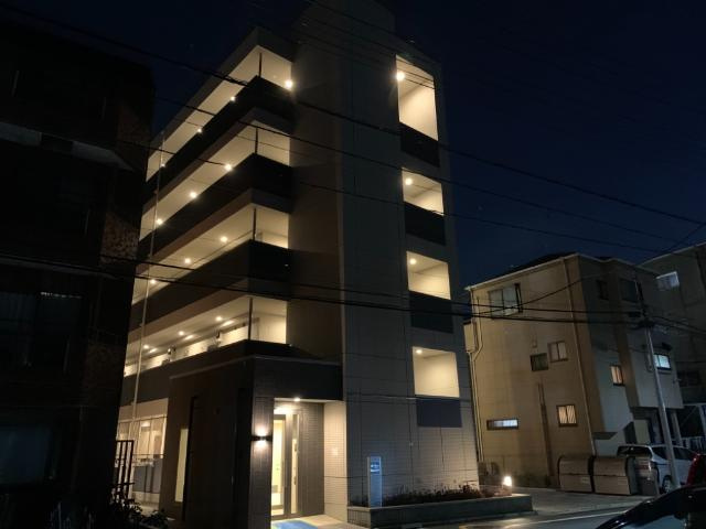 ＳＫ’　Ｖｉｖｒｅ　-エスケイビブレ-の外観|外観写真（夜）