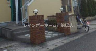 クレインハウス妙典のエントランス