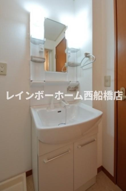 クレインハウス妙典の洗面所|反転タイプ