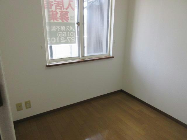 T-フラット1112の洋室