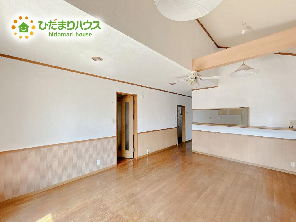 いわき市小名浜南富岡　中古戸建　の居間・リビング