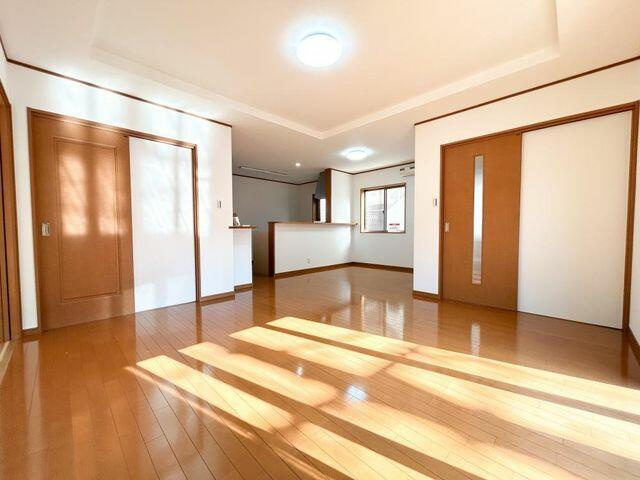 岡山市中区四御神の中古一戸建の居間・リビング|【リビング】