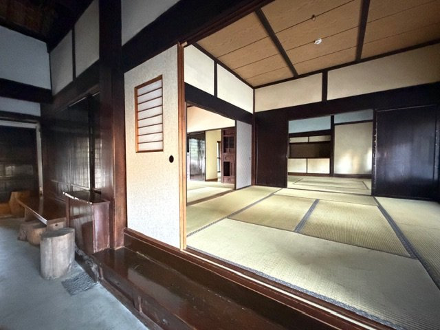 熱海市　泉　茅葺古民家の和室