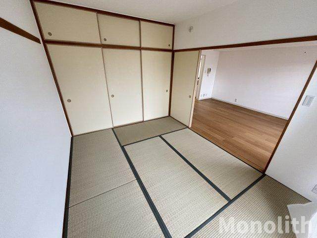 フレール鶴山台98号棟の和室