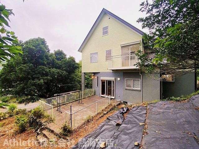 宇佐美みのりの村別荘地 戸建の外観