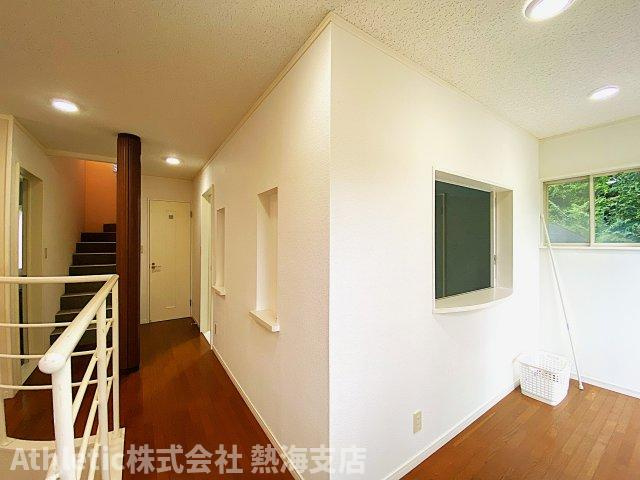 宇佐美みのりの村別荘地 戸建の内装