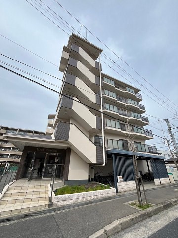 尼崎市東園田町２丁目の賃貸マンションの外観