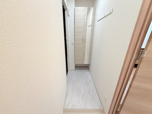 ASHA NOORの玄関