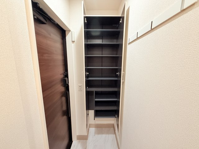 ASHA NOORの収納