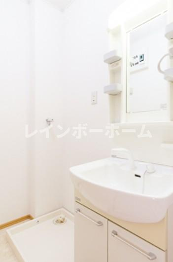 クレインハウス妙典の独立洗面台