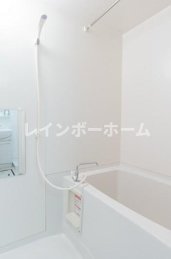 クレインハウス妙典の浴室