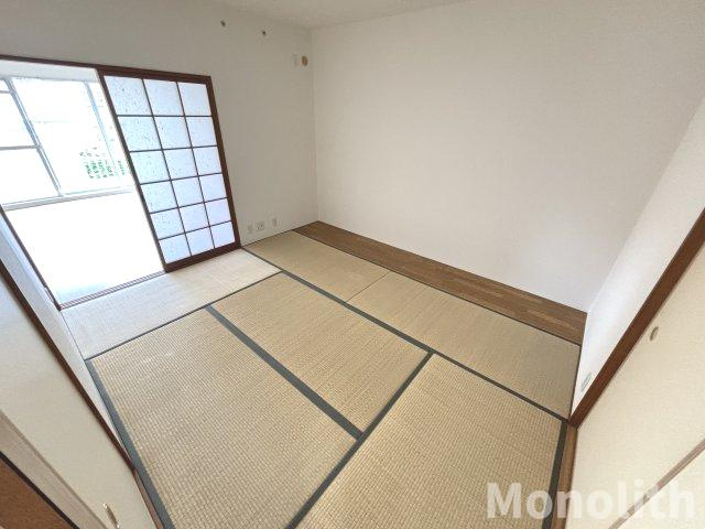 和泉市鶴山台３丁目の賃貸マンションの内装