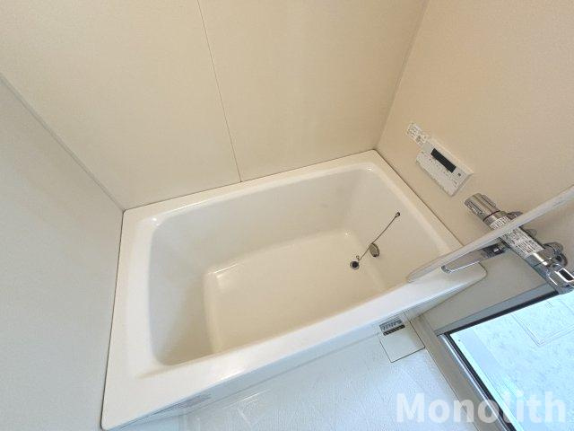 和泉市鶴山台３丁目の賃貸マンションの浴室