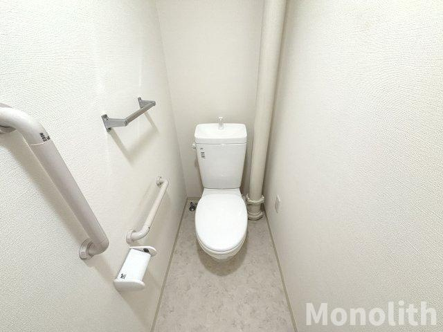 和泉市鶴山台３丁目の賃貸マンションのトイレ
