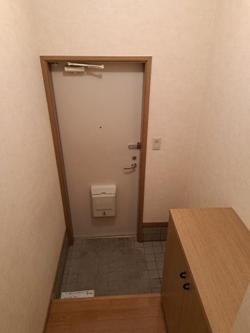 フラットUの玄関