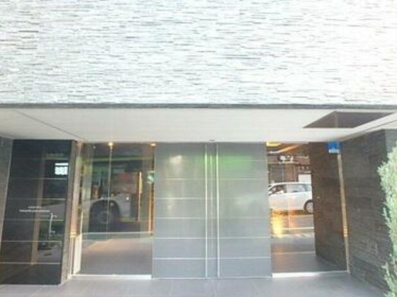 AXASHY'S板橋区役所前のエントランス