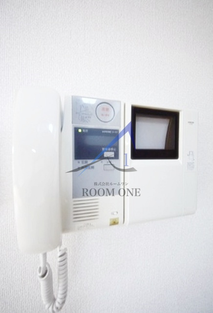 ロングエイトⅢのセキュリティ|モニター付きインターホンです。