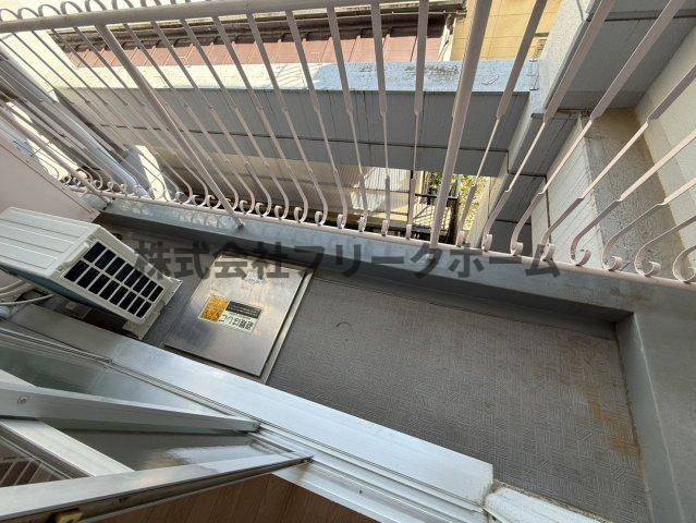 武蔵野市境南町２丁目の賃貸マンションのバルコニー
