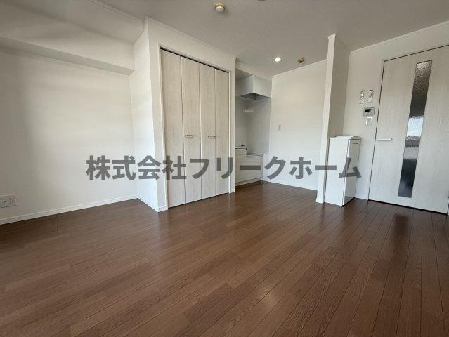 武蔵野市境南町２丁目の賃貸マンションの居間・リビング