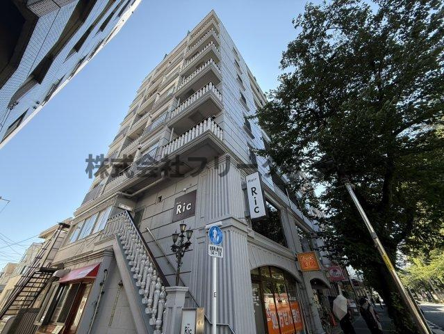 武蔵野市境南町２丁目の賃貸マンションの外観