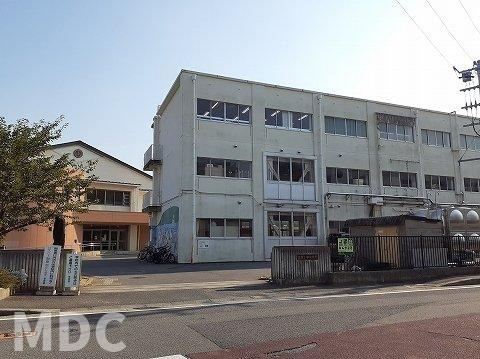 ウェル　メゾンの周辺|城東小学校まで450m