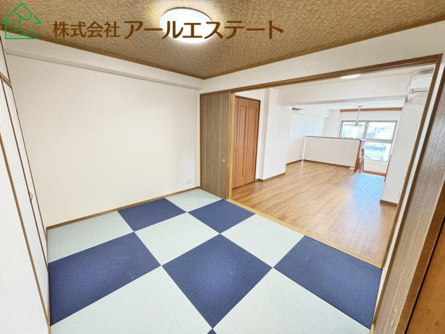アルファステイツ姫路本町　　　JR「姫路駅」徒歩9分の和室