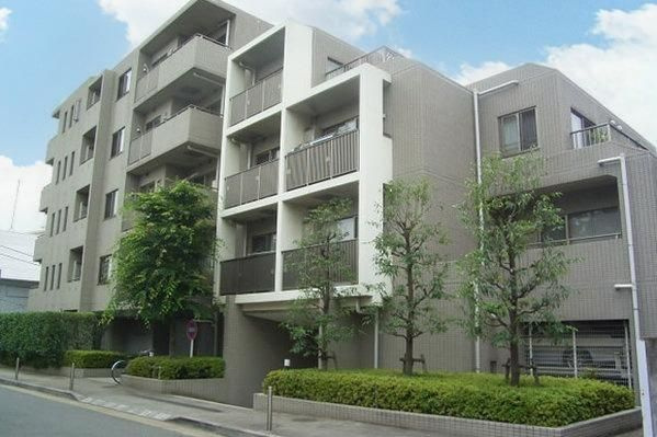 ヒルズ池尻東山公園の外観