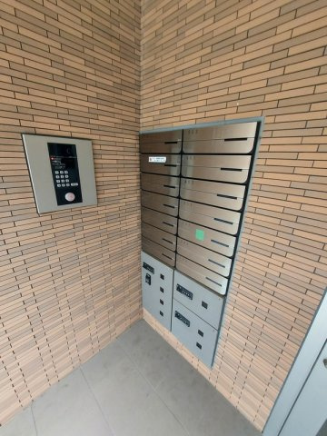 b'CASA浅草イーストのその他共用部分|メール・宅配ボックス