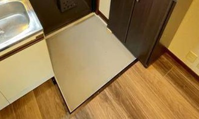 藤マンションの玄関