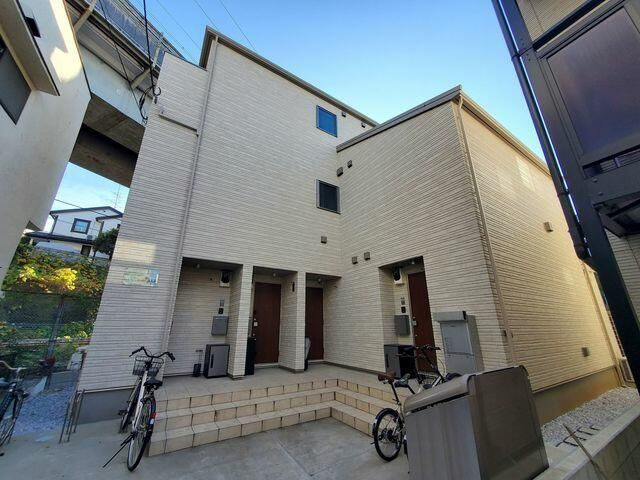 イーリス西大井の外観